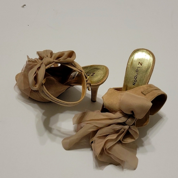 1 pair weat Z London 4 inch heels - Picture 2 of 4